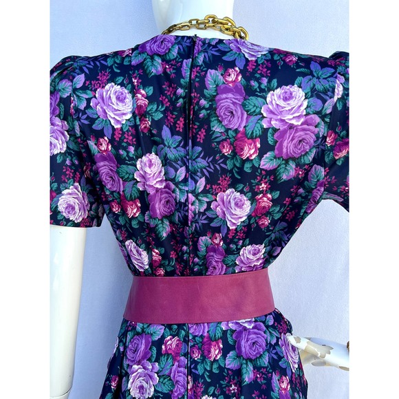 80s Magenta Snakeskin Belt - Picture 3 of 8